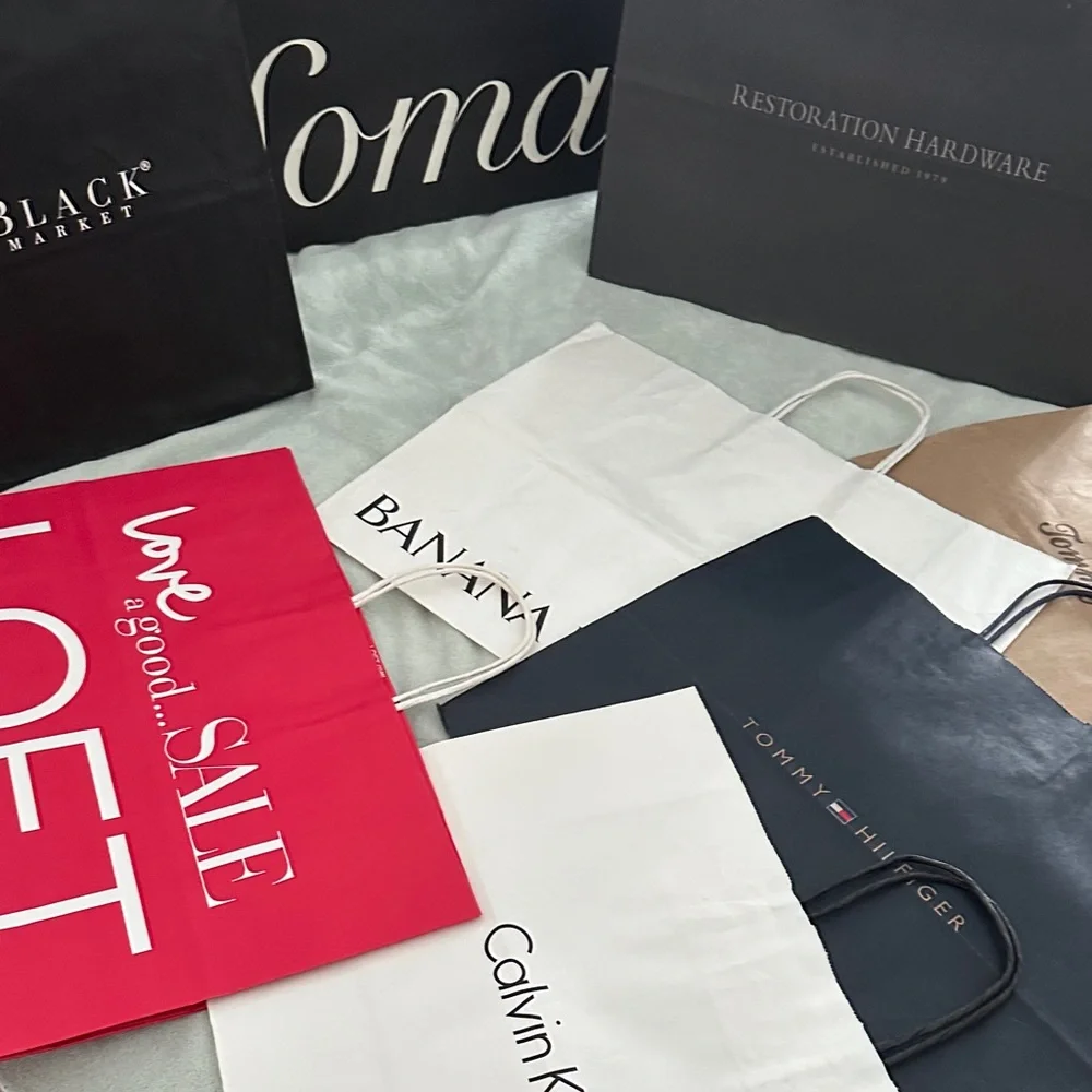 Bundle of 8 Assorted Gift Bags